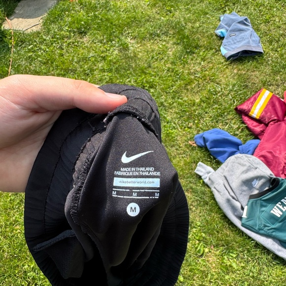 Nike Black Athletic Shorts Lightweight Performance - Picture 3 of 3